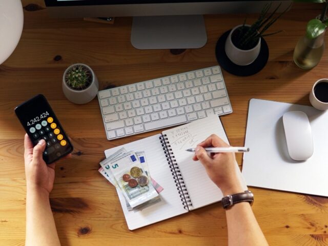 How We Calculate Our Cash Offers (And What That Means for You)